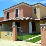 Дом отдыха Casa Agora By La Via Del Mare Viaggi E Vacanze Вилласимиус