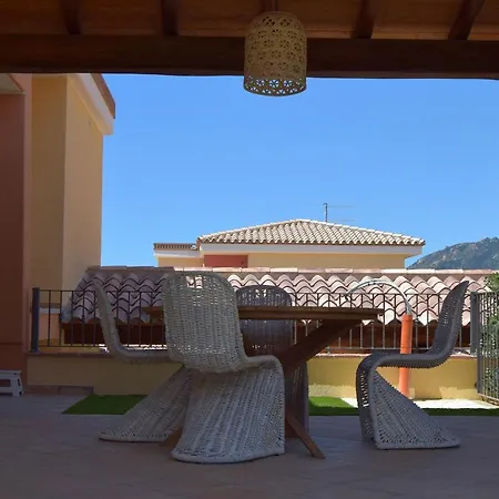 Casa Agora By La Via Del Mare Viaggi E Vacanze Holiday home *